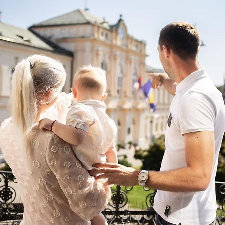 Hotel Balkan Centar Bijeljina Ngoại thất bức ảnh